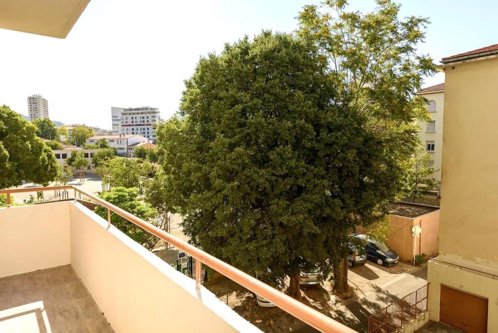 Appartamento L'Azur 15'Plage 10'Port 5'Train Clim Wifi Pkg Tolone Esterno foto